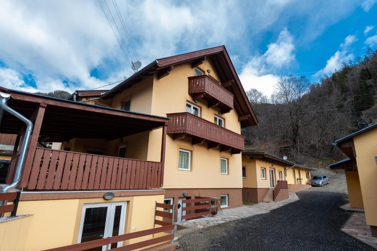 Hotel Haus Alpenblick Moelltal Flattach Esterno foto