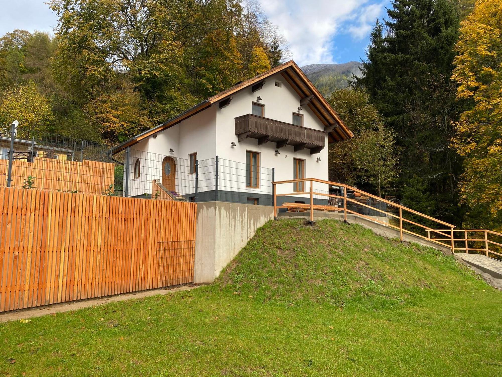 Hotel Haus Alpenblick Moelltal Flattach Esterno foto
